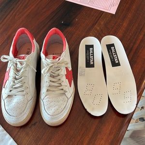 Size 38. Ballstar Golden Goose. Excellent condition. Worn twice.